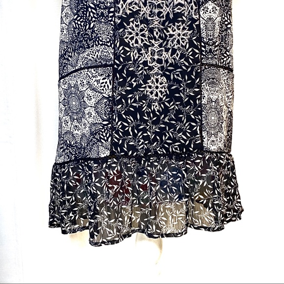 Knox Rose Peplum Tank Blouse - Picture 3 of 6